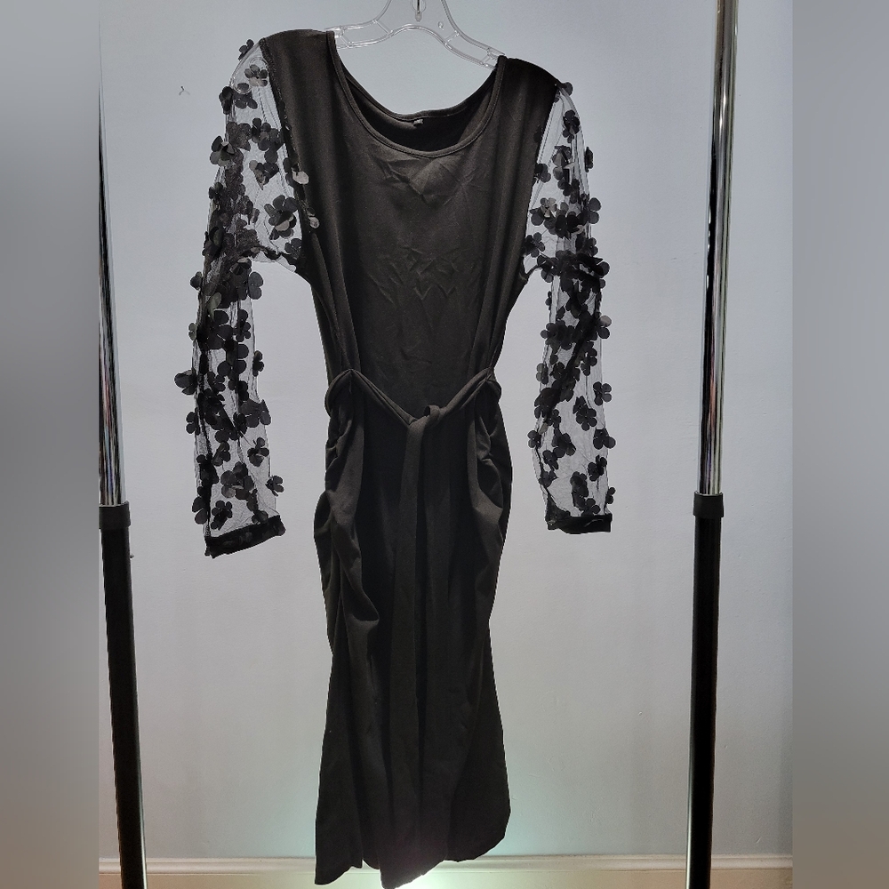 Chic Black Dress with Floral Sheer Sleeves